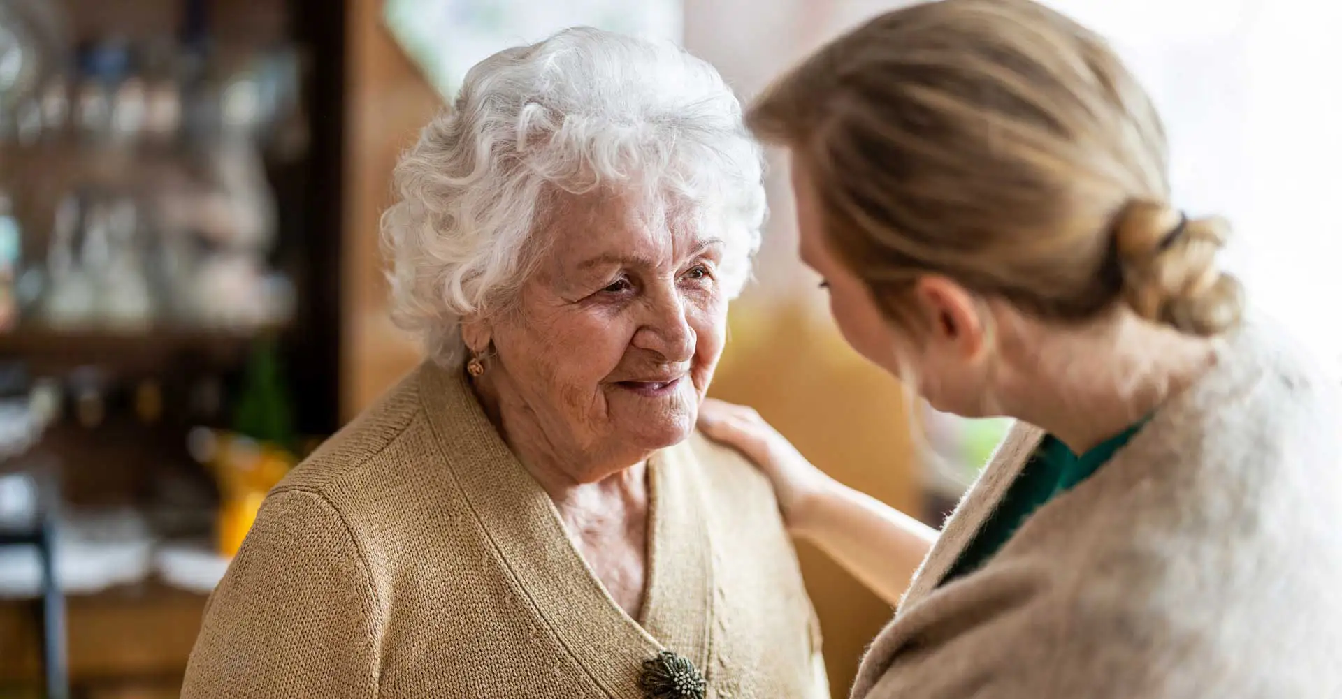 an old woman who needs memory care services